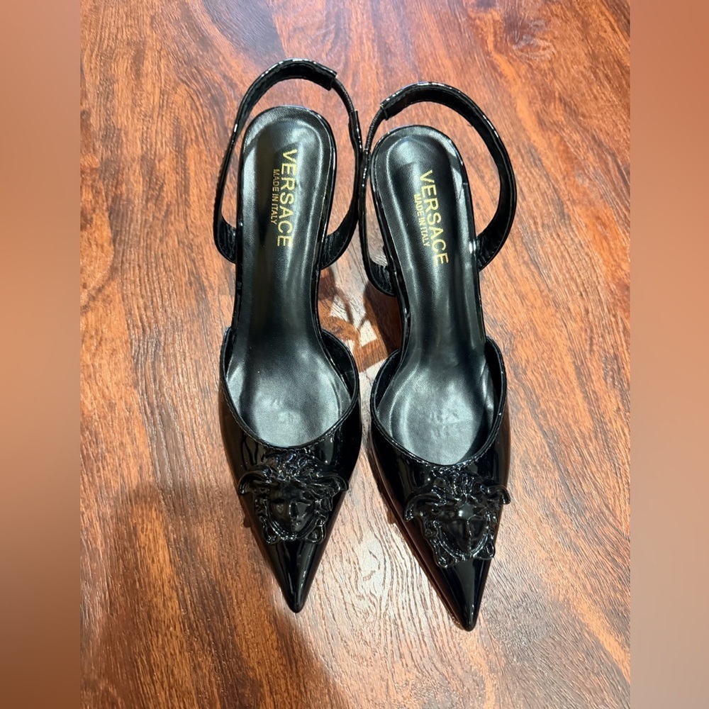 Versace La Medusa Slingback Pumps Black Patent Leather Heels Pointed Toe Size 37